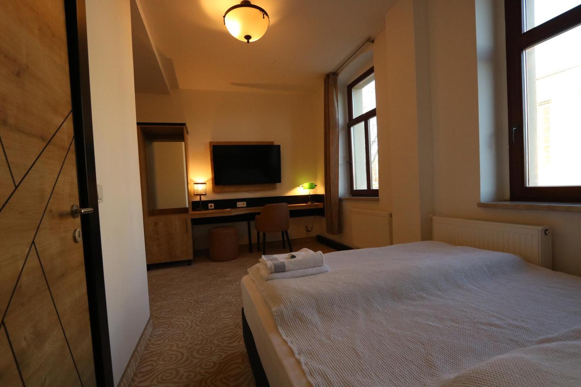 Am Fluss Saale Hotel Weißenfels Екстериор снимка
