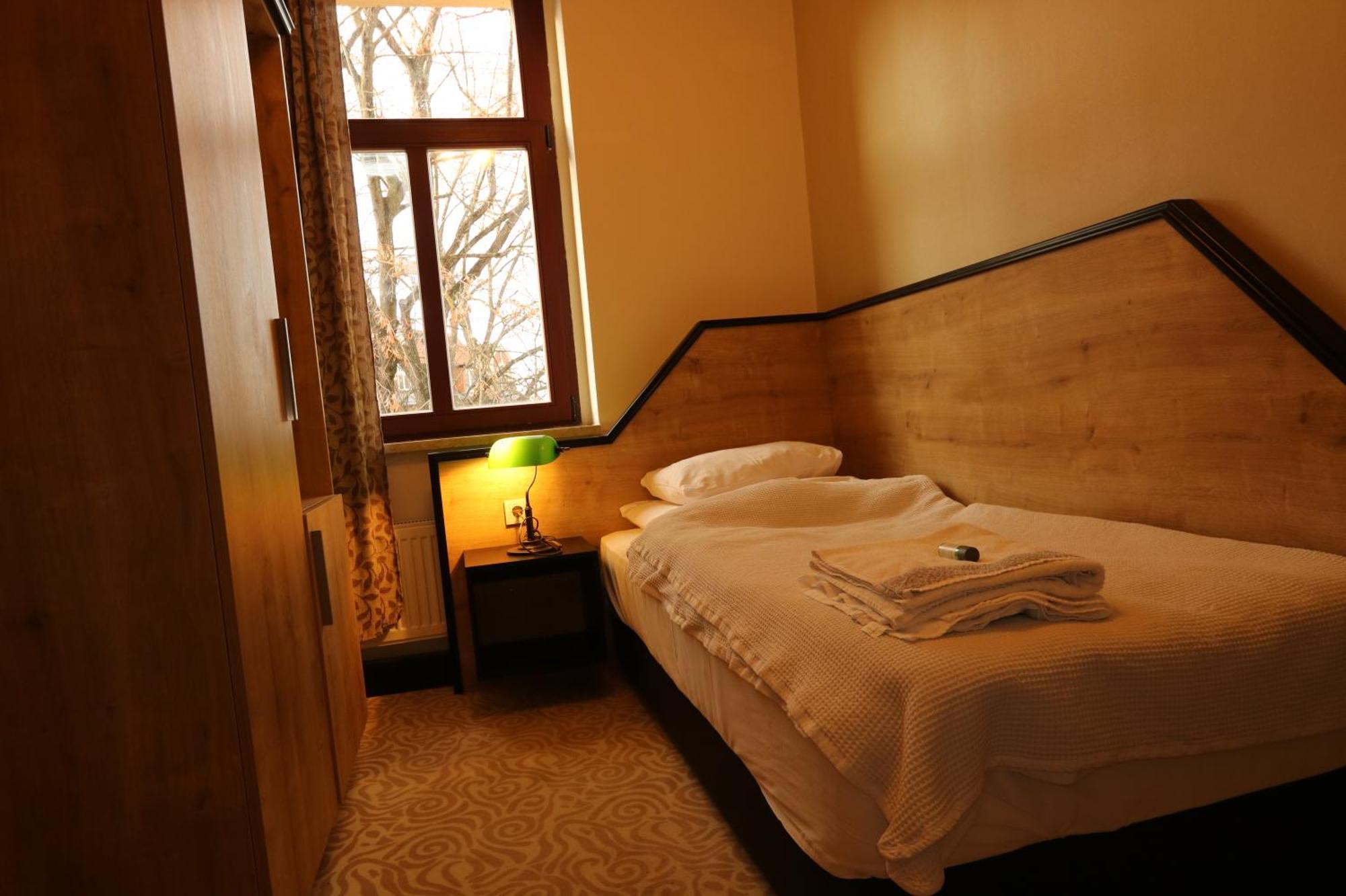 Am Fluss Saale Hotel Weißenfels Екстериор снимка