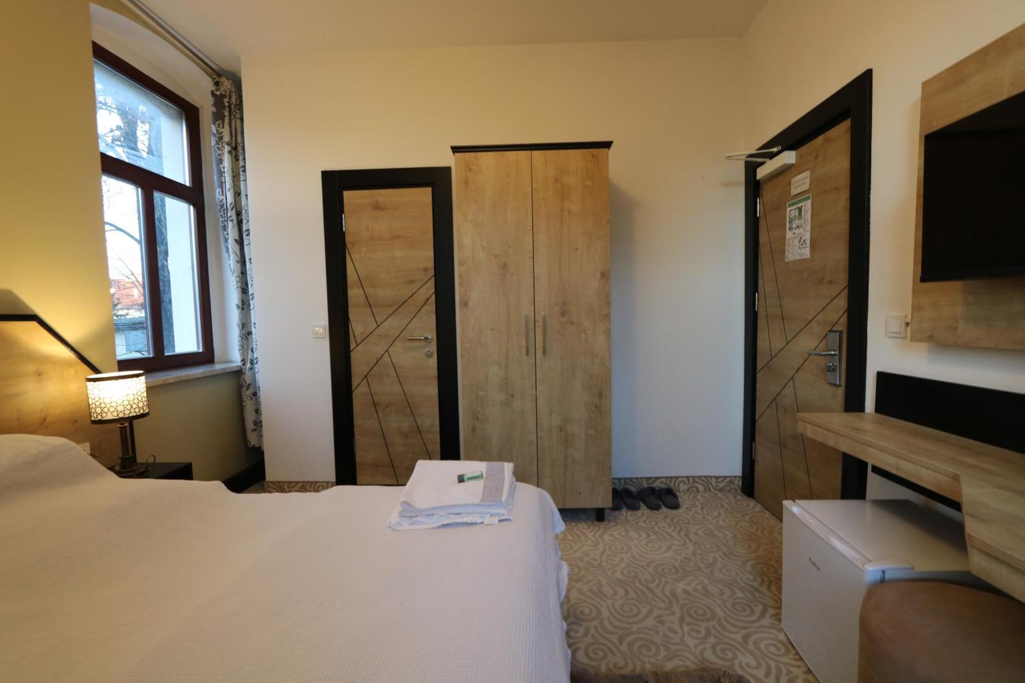 Am Fluss Saale Hotel Weißenfels Екстериор снимка